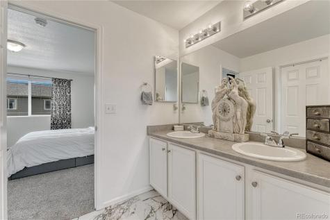 25586 E Maple Avenue Aurora CO 80018