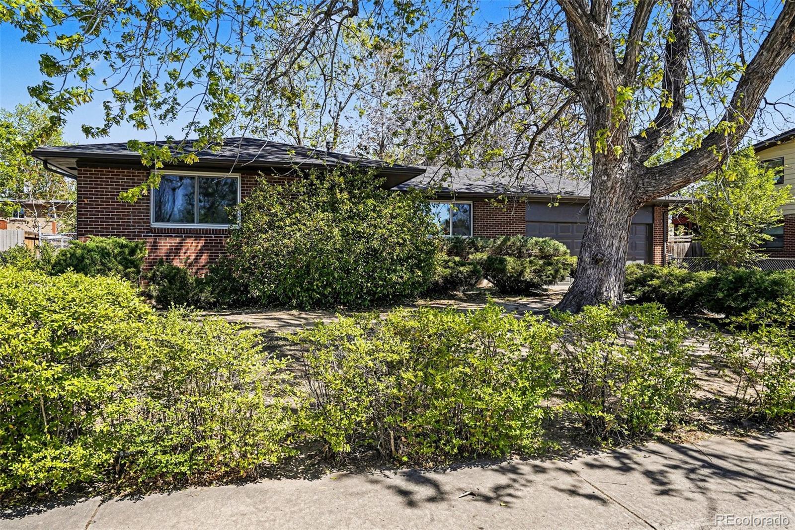 5034 Scranton Court Denver CO 80239