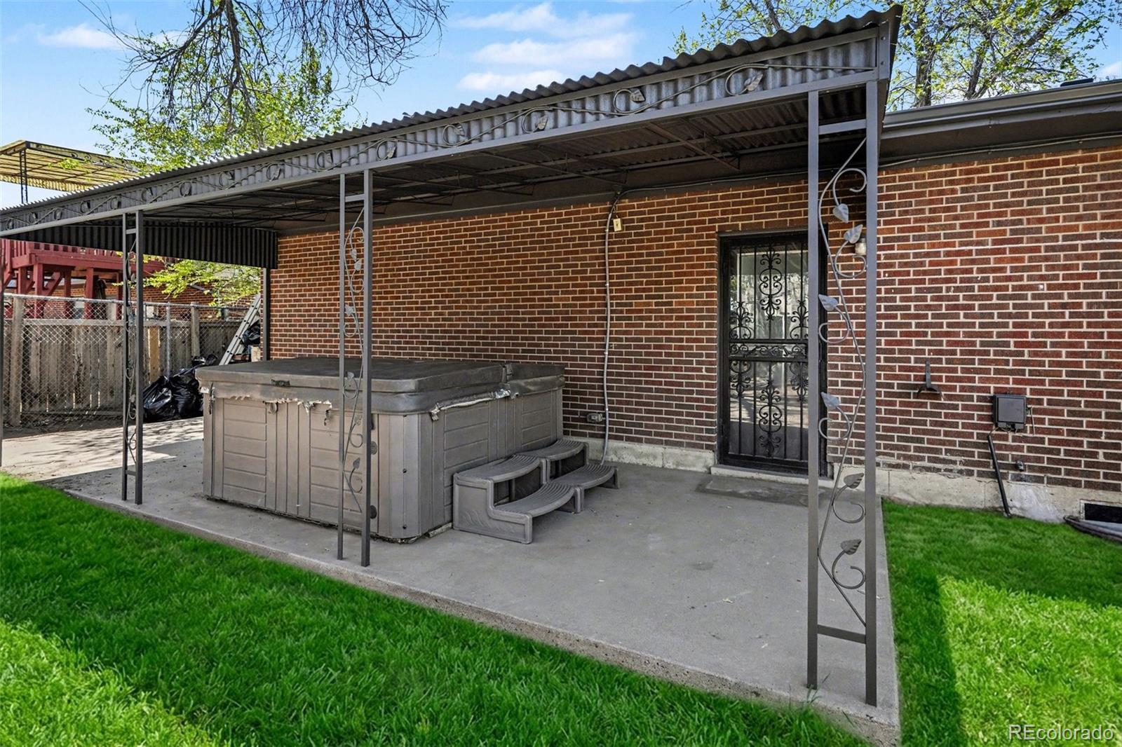 5034 Scranton Court Denver CO 80239
