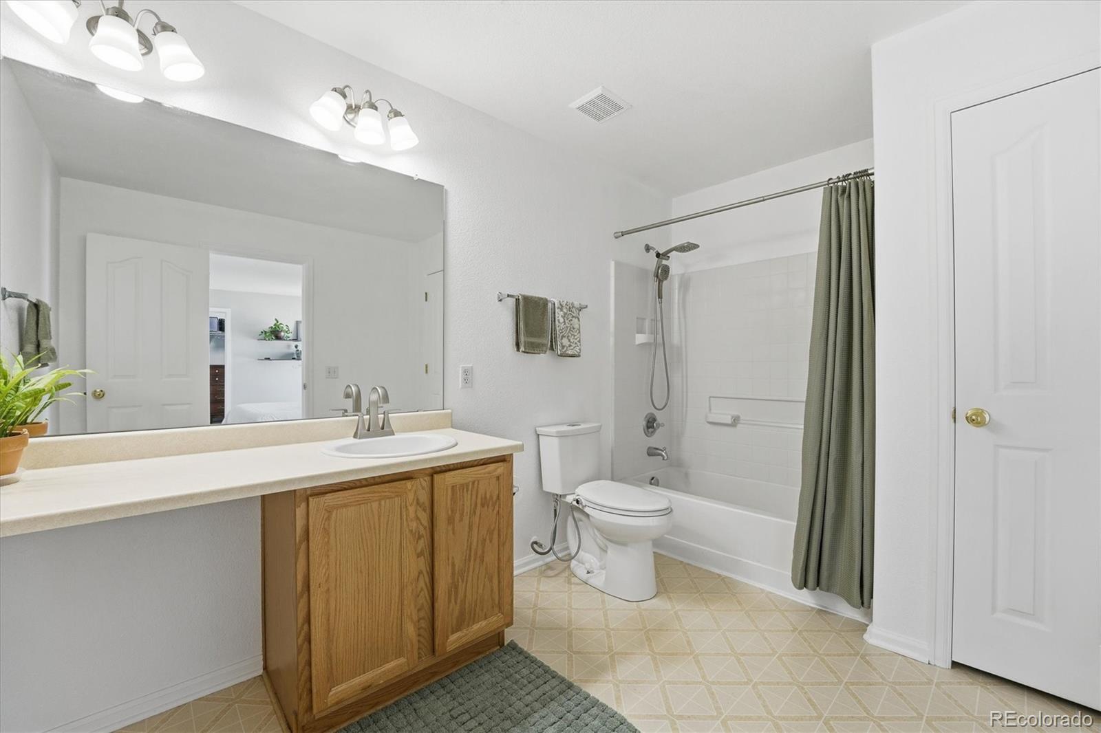16097 Randolph Place Denver CO 80239