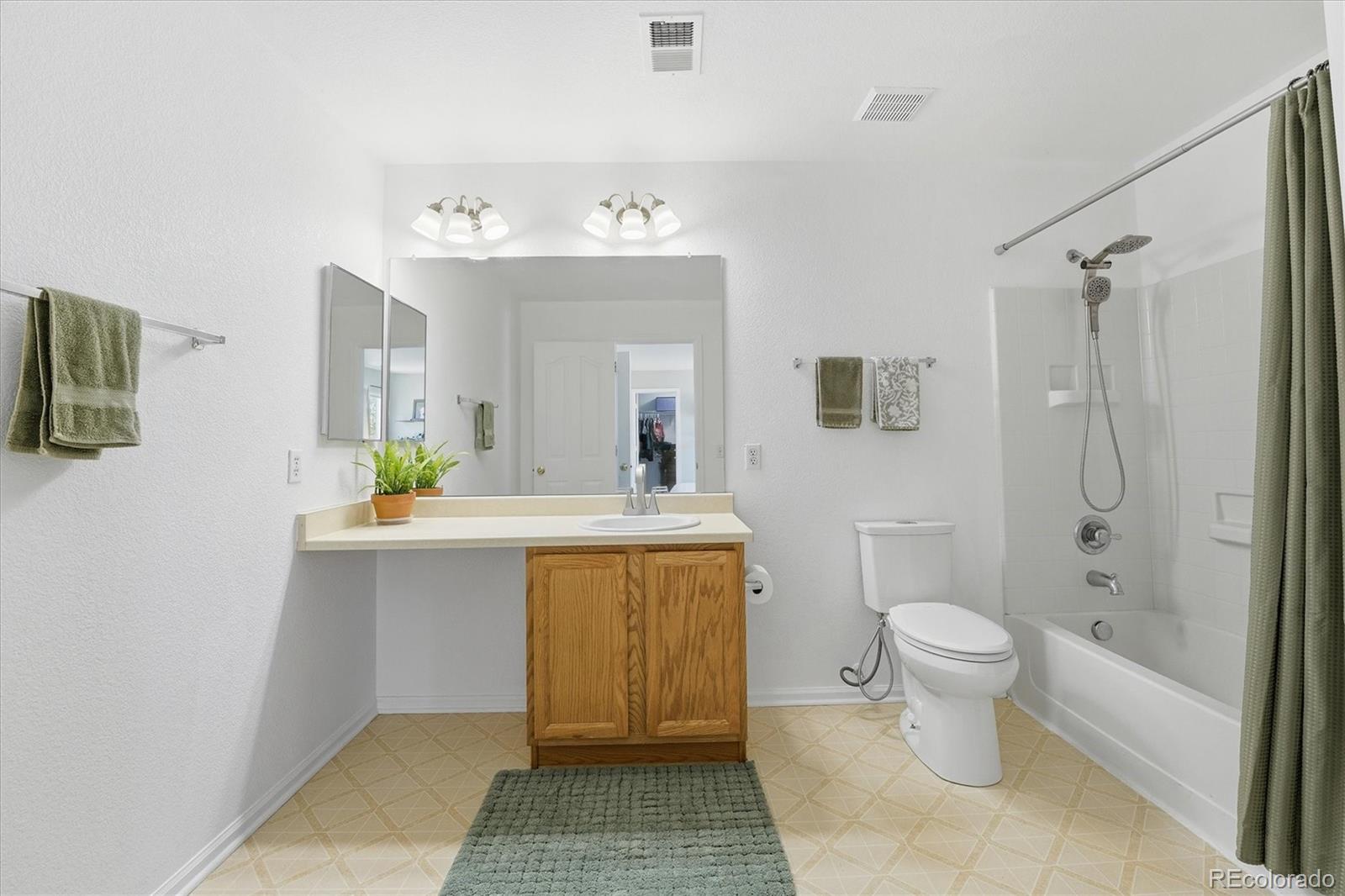 16097 Randolph Place Denver CO 80239