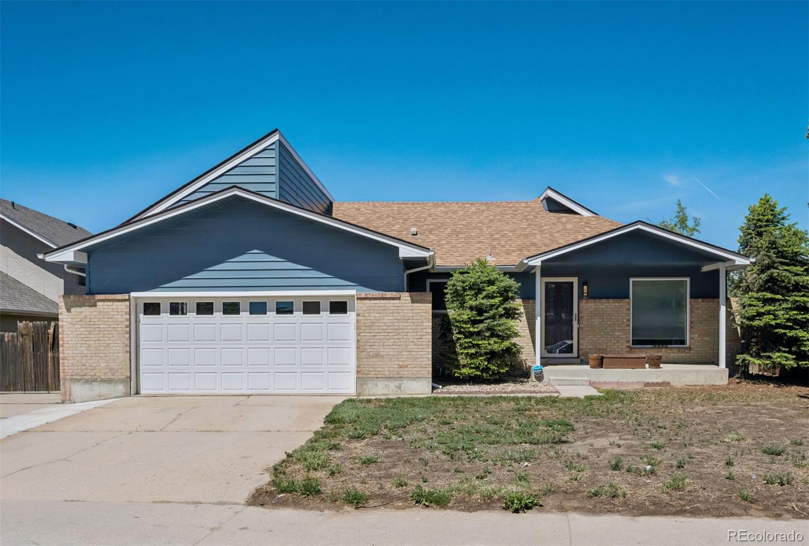 4493 N Auckland Court N Denver CO 80239