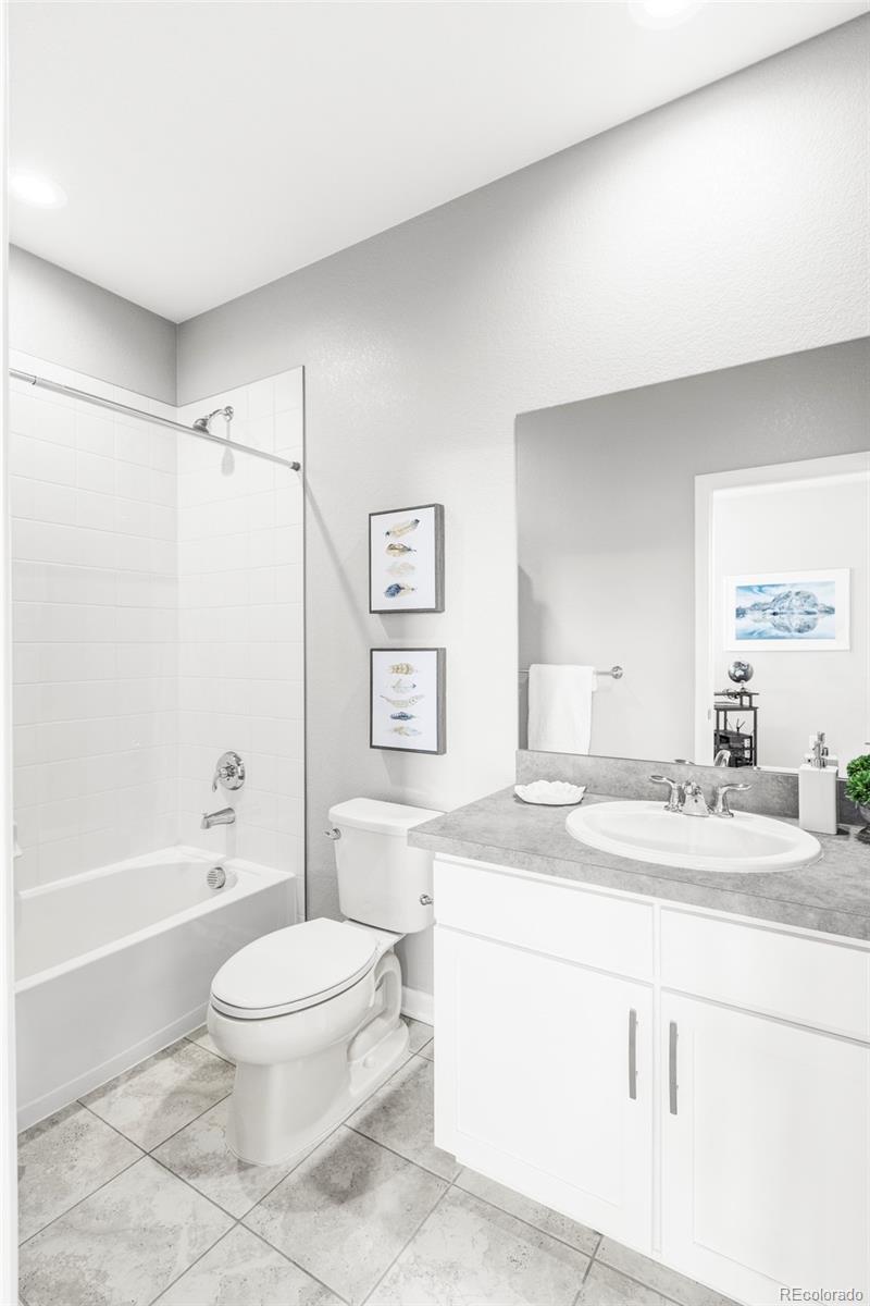 6843 S Vandriver Court Aurora CO 80016