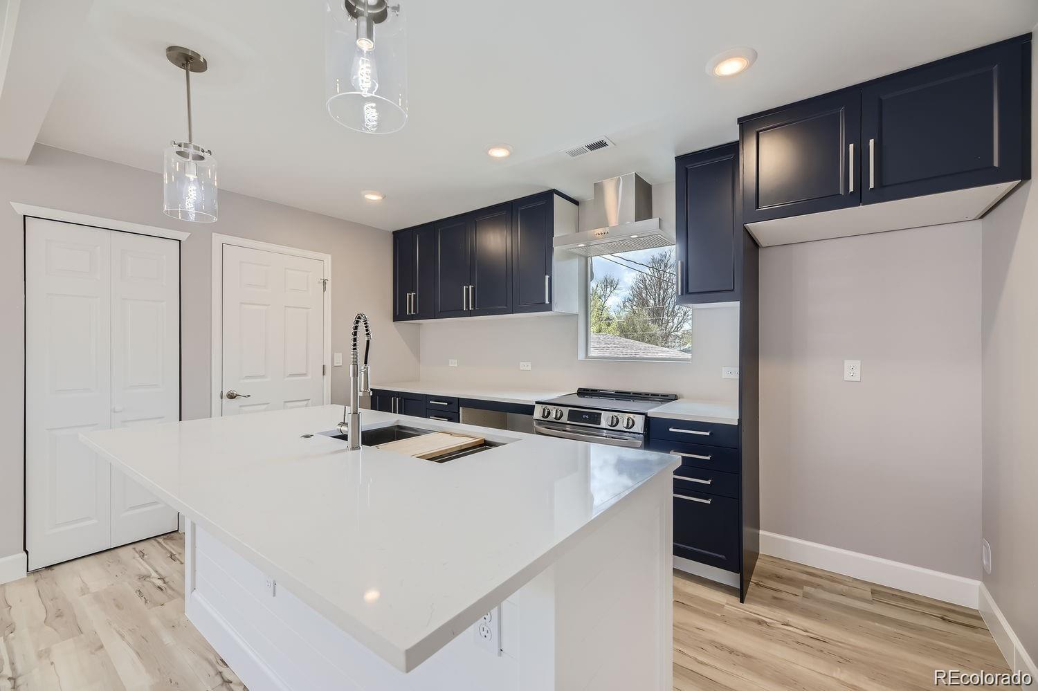 3227 N Steele Street Denver CO 80205