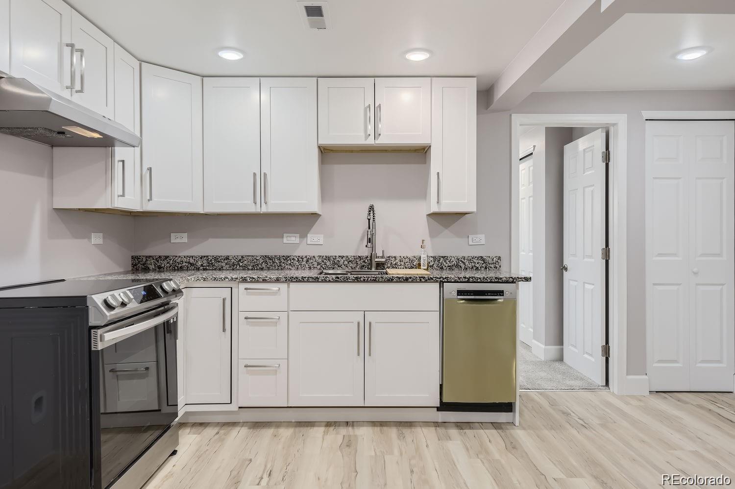 3227 N Steele Street Denver CO 80205