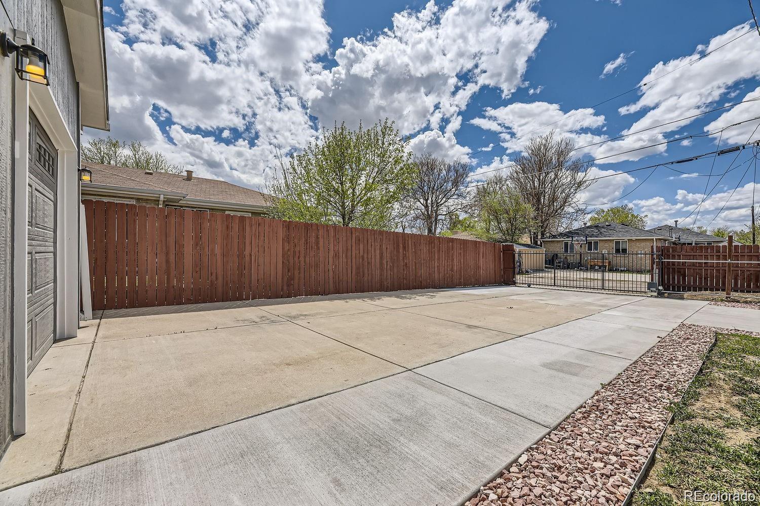 3227 N Steele Street Denver CO 80205