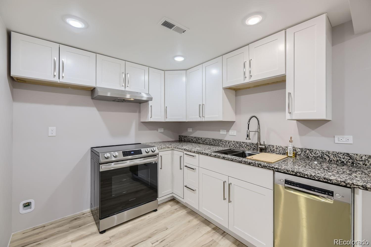 3227 N Steele Street Denver CO 80205