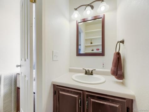 8690 Lariat Loop Elizabeth CO 80107