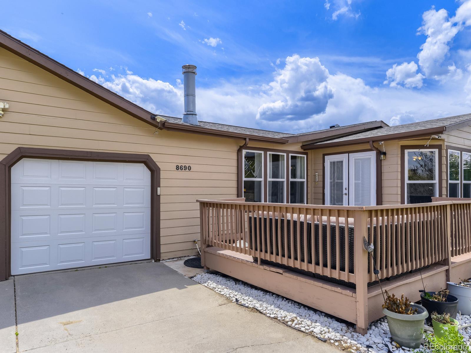 8690 Lariat Loop Elizabeth CO 80107