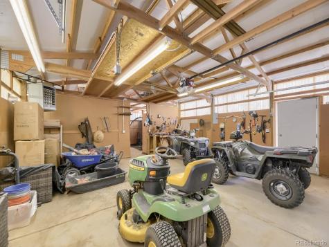 8690 Lariat Loop Elizabeth CO 80107