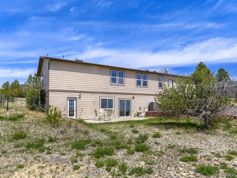 8690 Lariat Loop Elizabeth CO 80107