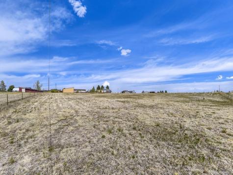 8690 Lariat Loop Elizabeth CO 80107