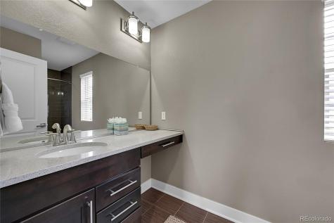 8432 E 49th Place Denver CO 80238