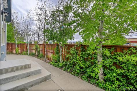 8432 E 49th Place Denver CO 80238
