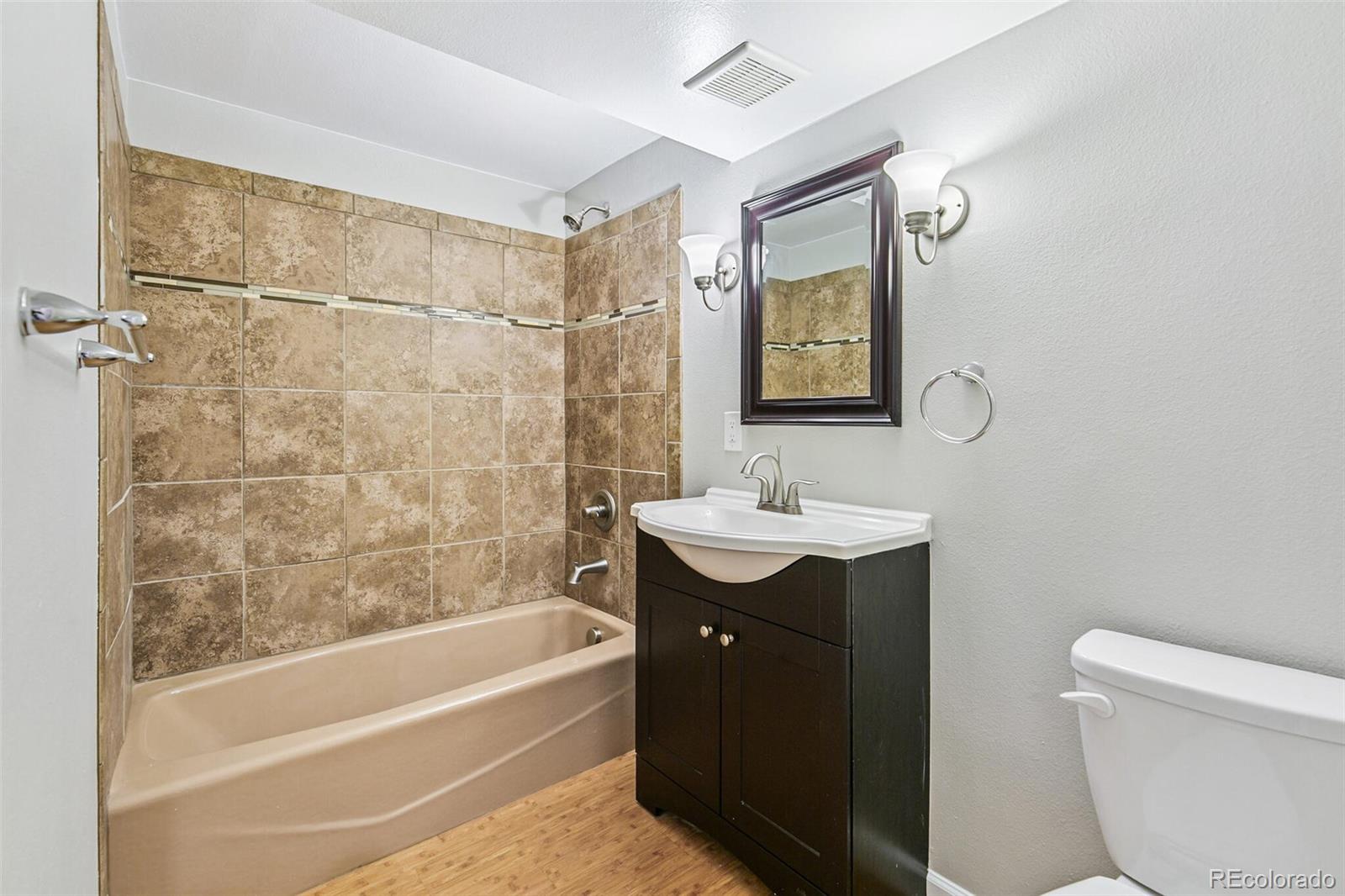 8003 E Hinsdale Place Centennial CO 80112