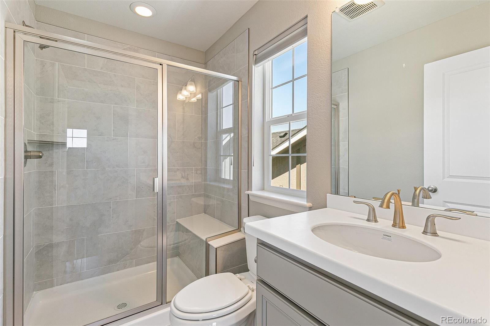 7032 S Waterloo Way Aurora CO 80016