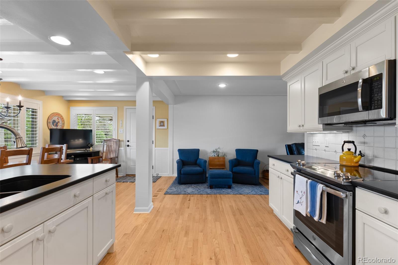 3047 S Holly Place Denver CO 80222
