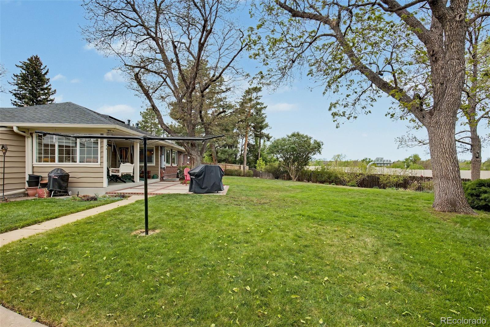 3047 S Holly Place Denver CO 80222