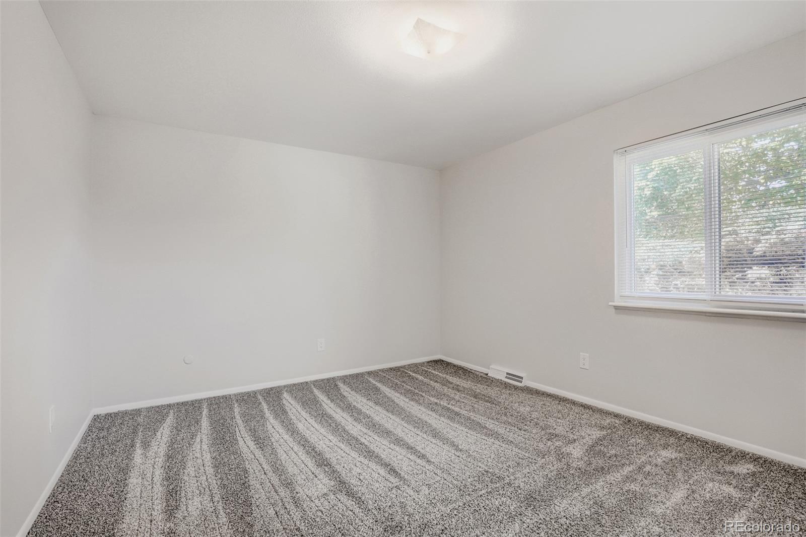 1182 Nucla Street Aurora CO 80011