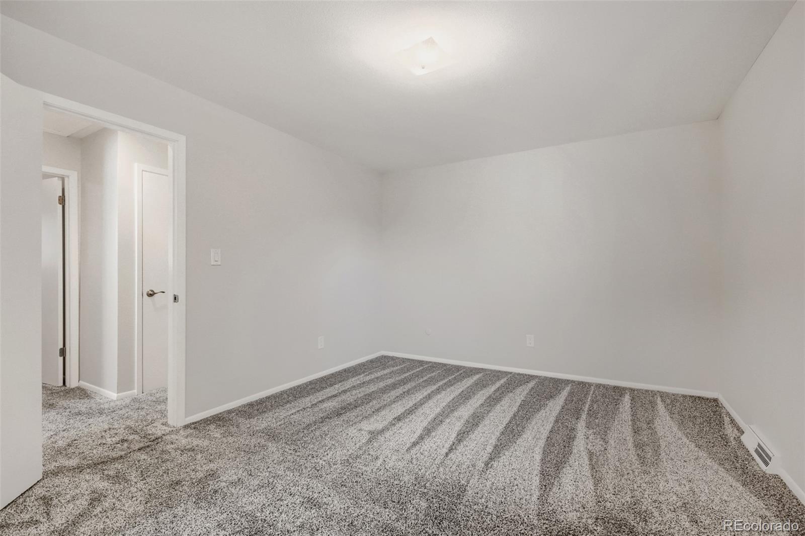 1182 Nucla Street Aurora CO 80011