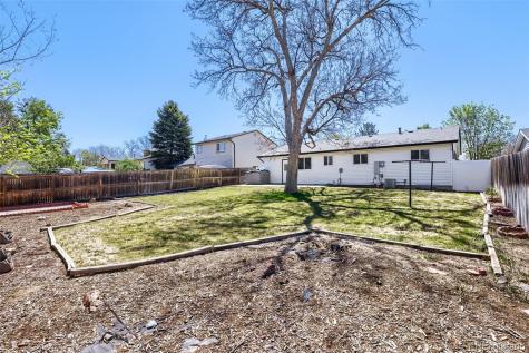 1182 Nucla Street Aurora CO 80011