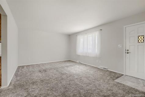 1182 Nucla Street Aurora CO 80011