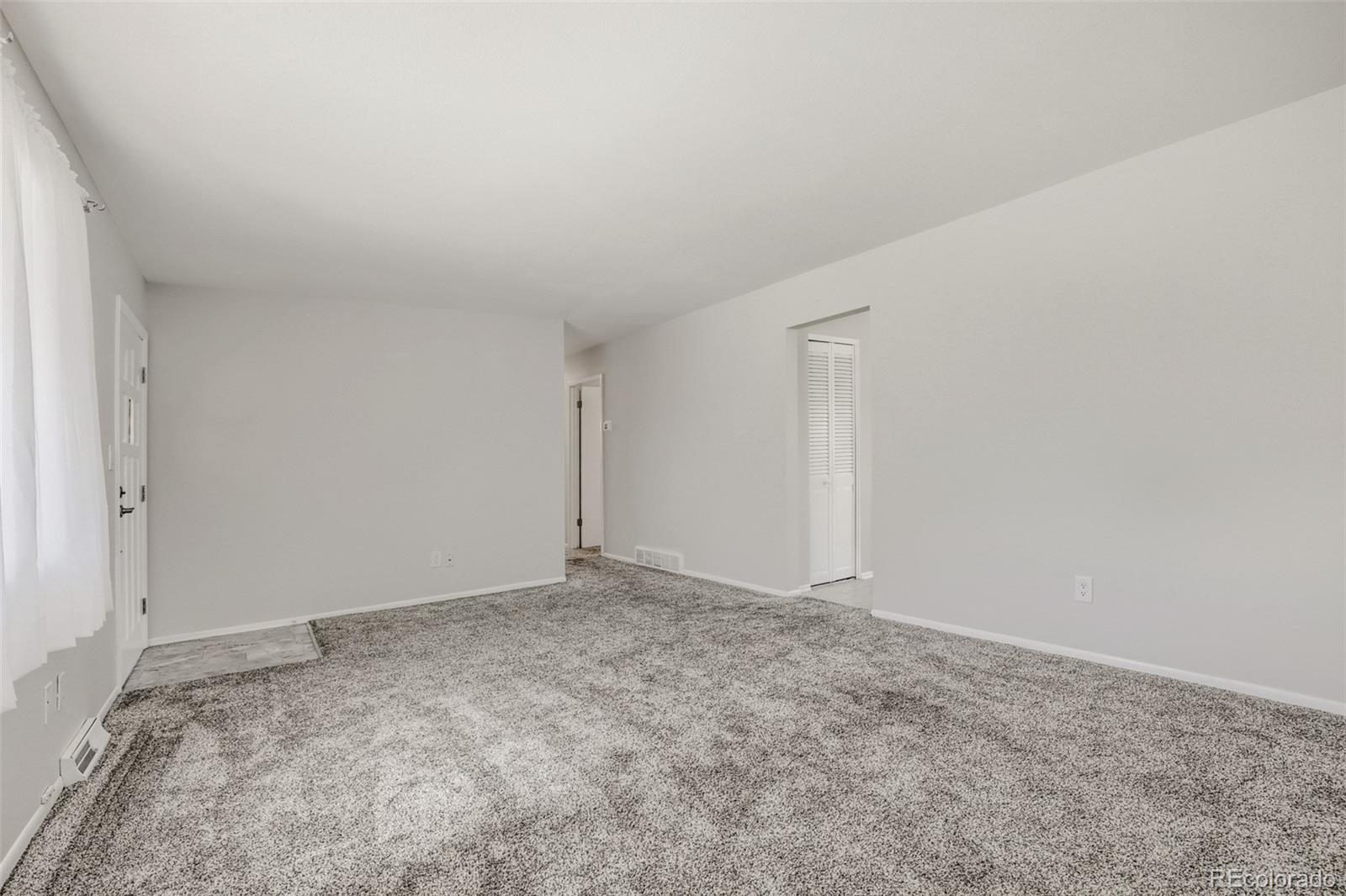 1182 Nucla Street Aurora CO 80011