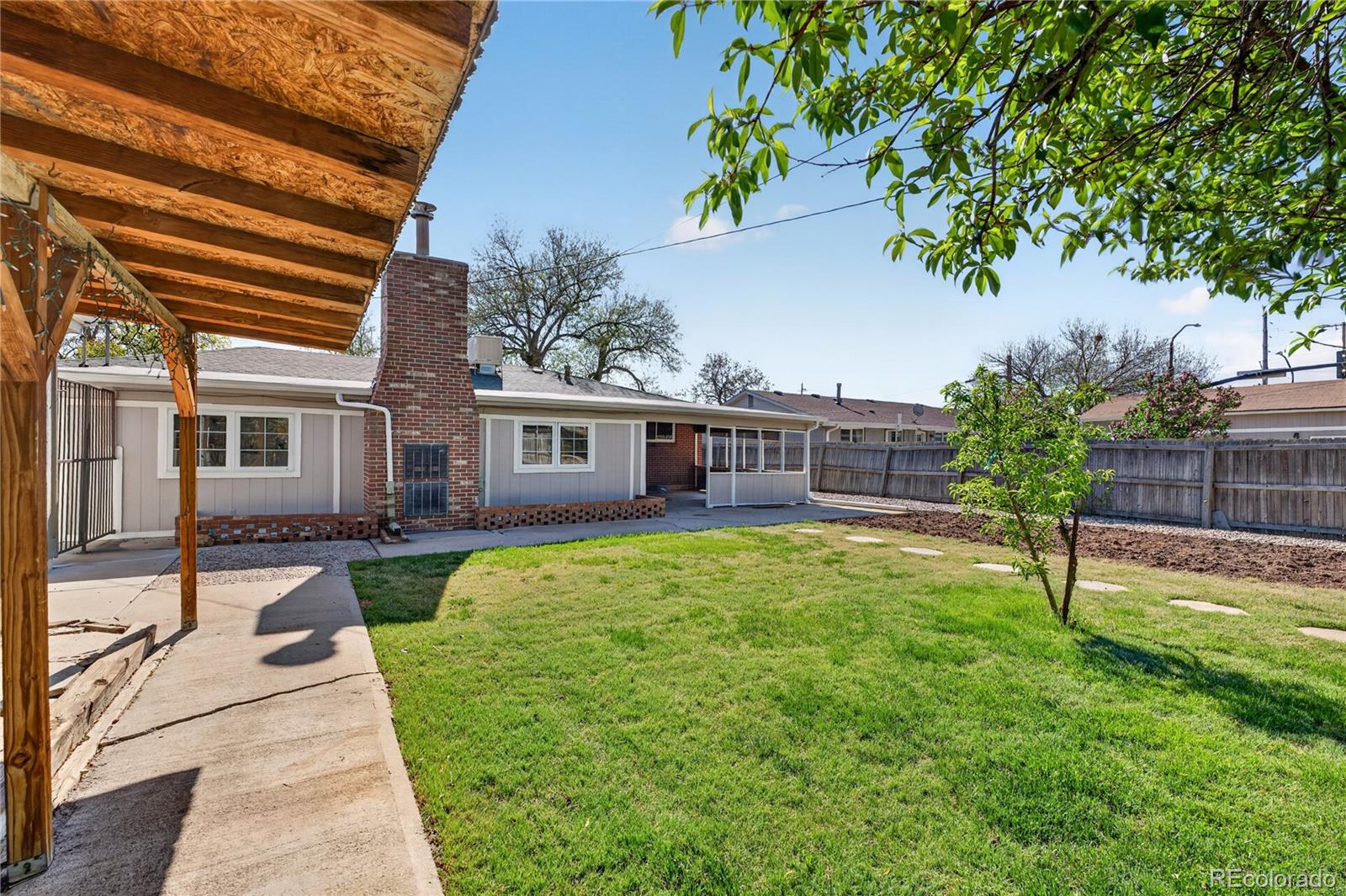 5071 S Irving Street Englewood CO 80110