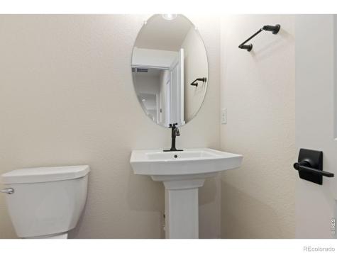 1801 Vista Valley Drive Windsor CO 80550