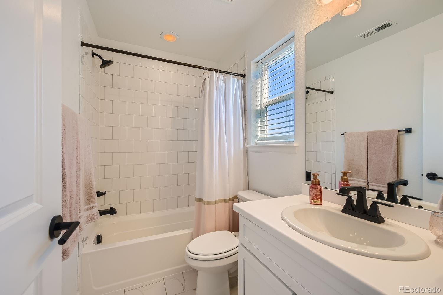 8137 Ralston Creek Avenue Littleton CO 80125