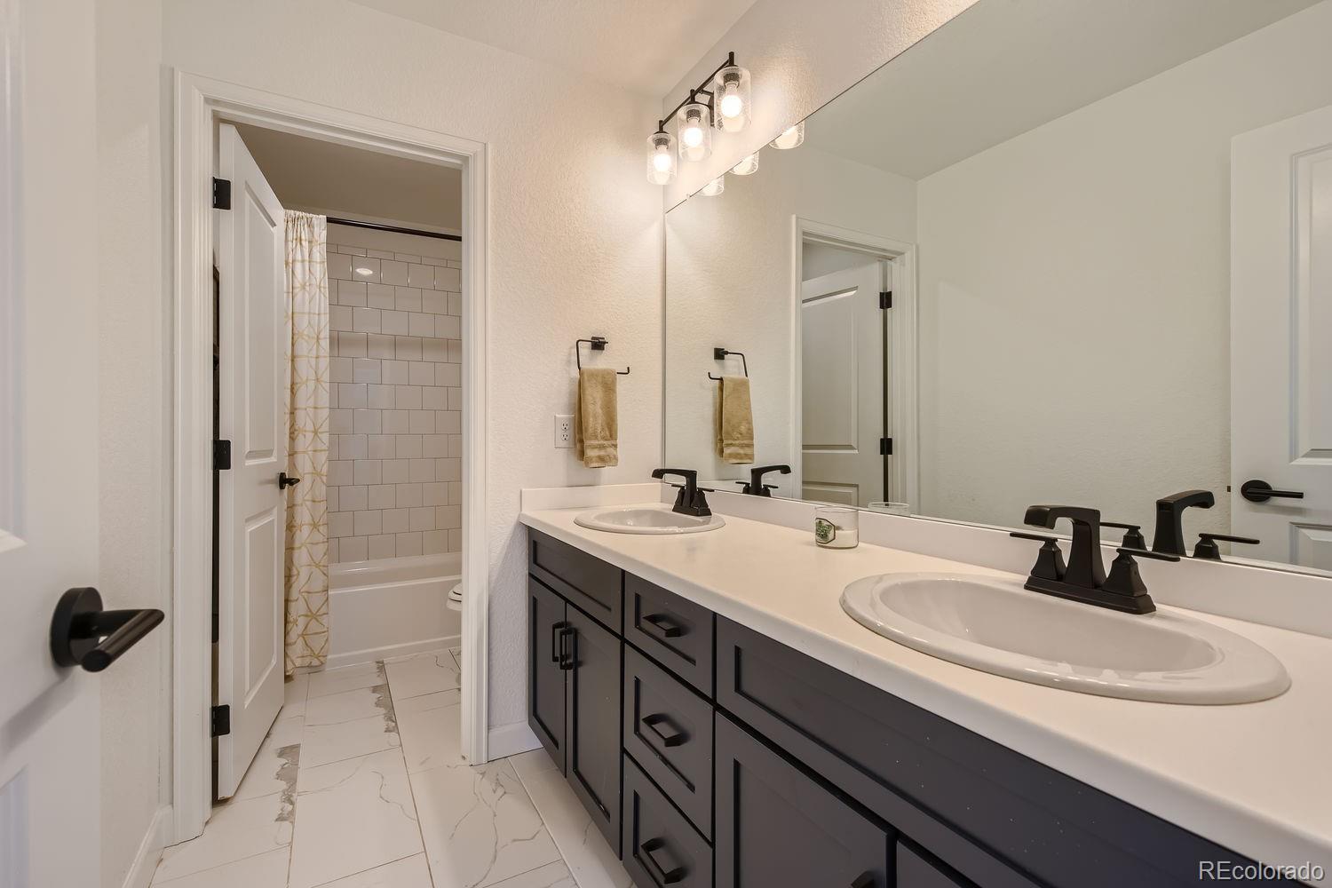 8137 Ralston Creek Avenue Littleton CO 80125
