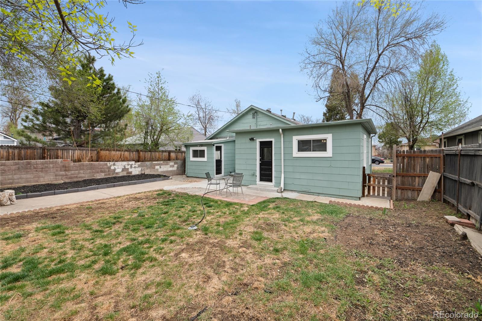 2045 Eaton Street Edgewater CO 80214