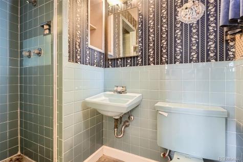 472 Jamaica Street Aurora CO 80010