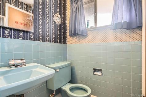 472 Jamaica Street Aurora CO 80010