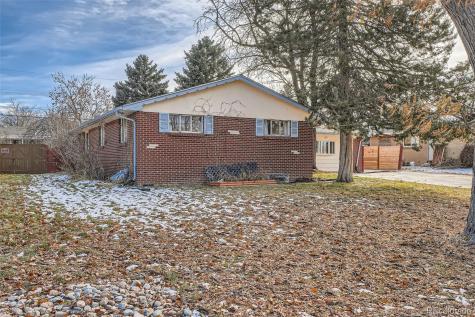 472 Jamaica Street Aurora CO 80010