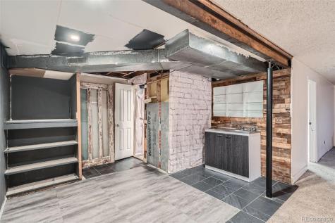 472 Jamaica Street Aurora CO 80010