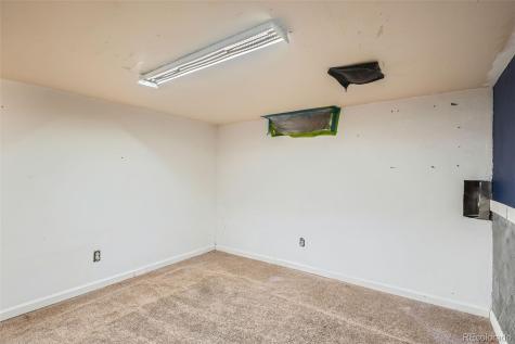 472 Jamaica Street Aurora CO 80010