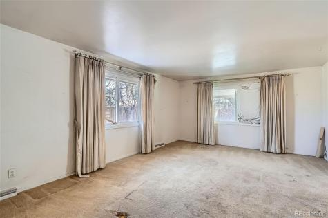 472 Jamaica Street Aurora CO 80010