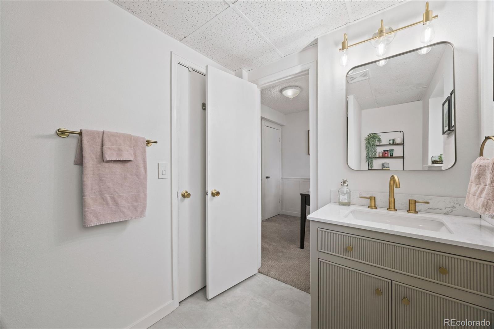 8821 W Stanford Avenue Littleton CO 80123