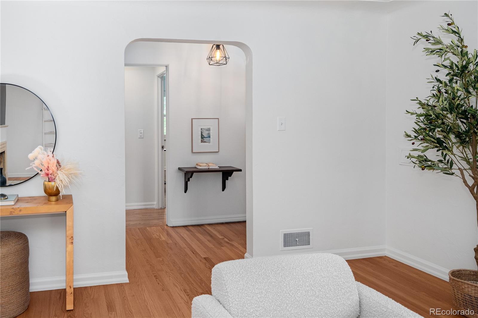801 S Harrison Street Denver CO 80209