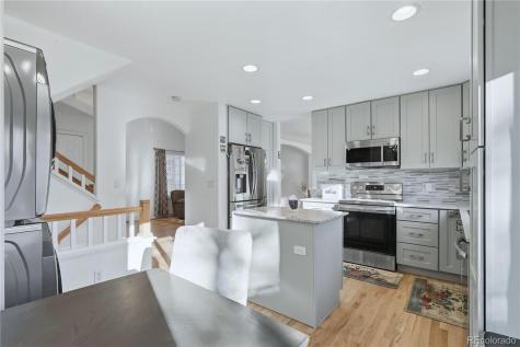 2126 S Espana Street Aurora CO 80013