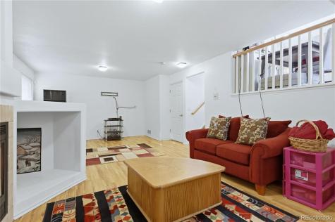 2126 S Espana Street Aurora CO 80013