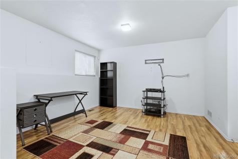 2126 S Espana Street Aurora CO 80013