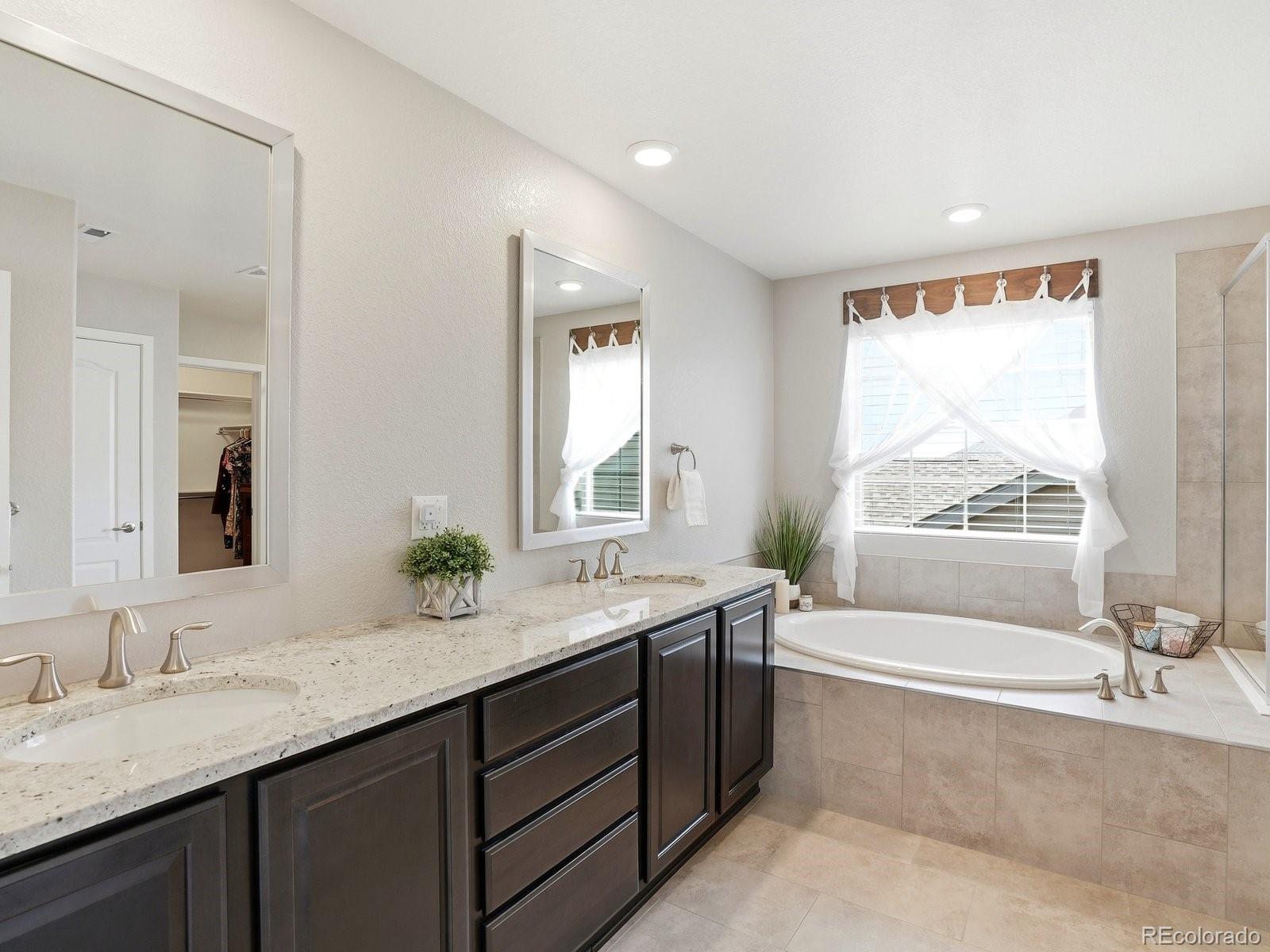 8275 Arapahoe Peak Street Littleton CO 80125