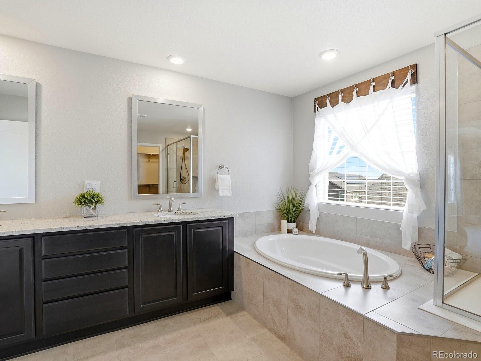 8275 Arapahoe Peak Street Littleton CO 80125