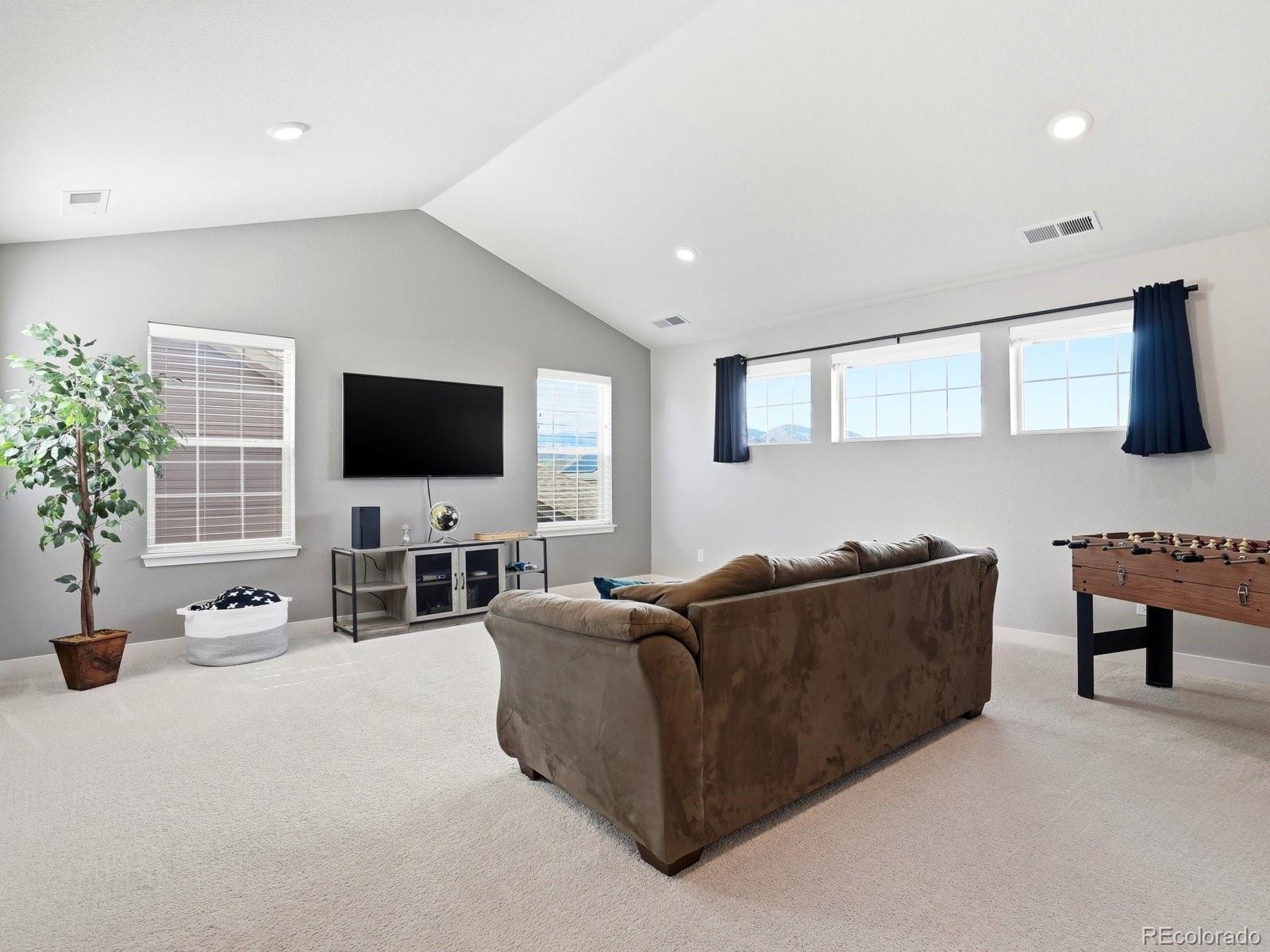 8275 Arapahoe Peak Street Littleton CO 80125