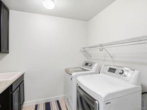 8275 Arapahoe Peak Street Littleton CO 80125
