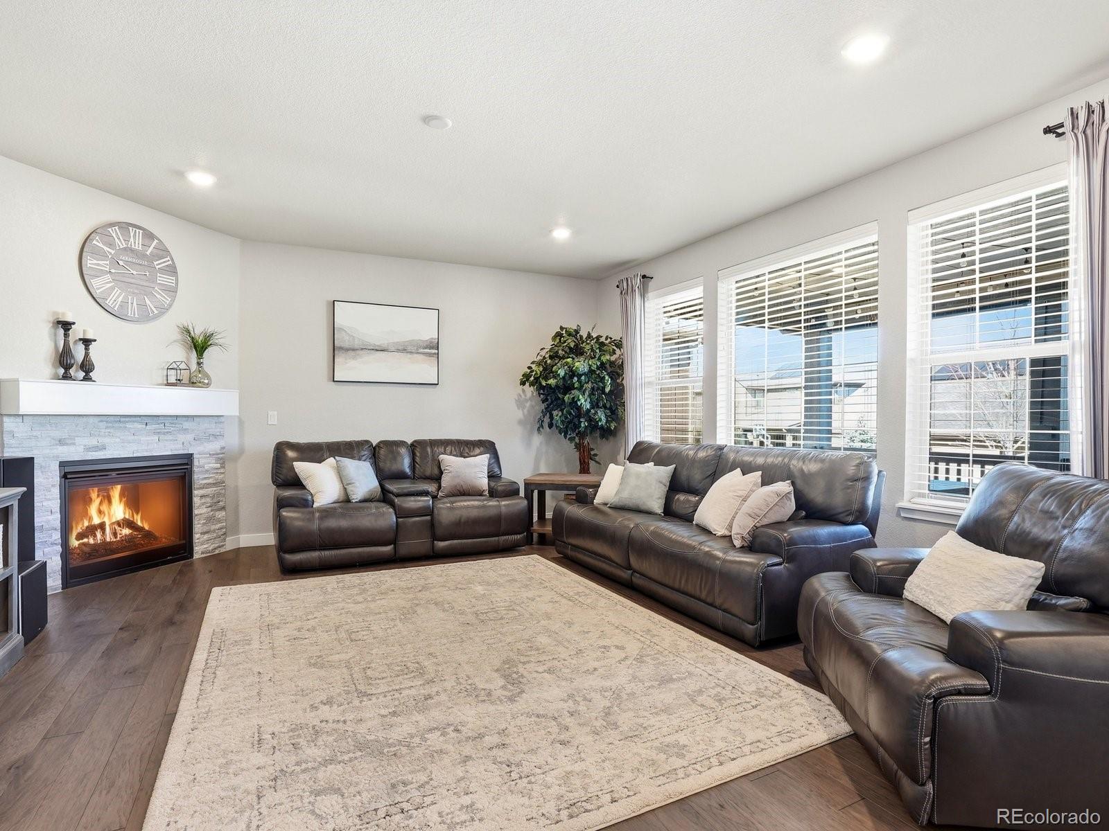 8275 Arapahoe Peak Street Littleton CO 80125