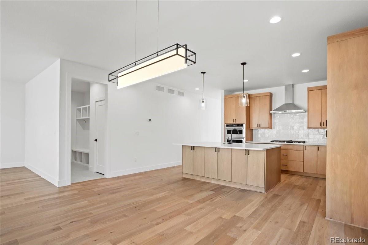 5604 Grandville Avenue Longmont CO 80503