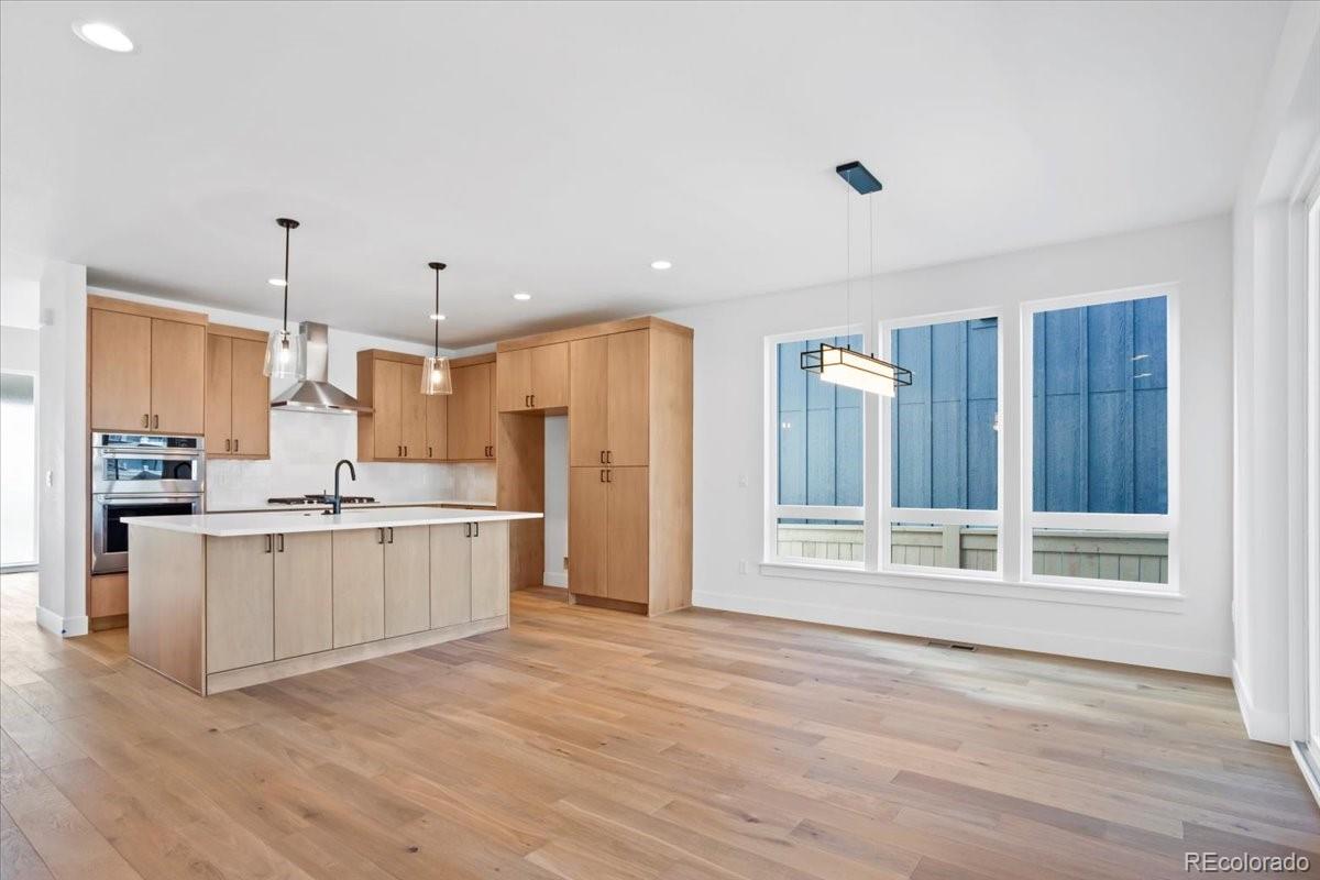 5604 Grandville Avenue Longmont CO 80503